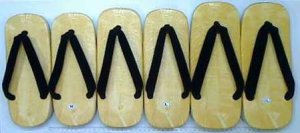 画像2: 草履【黒】鼻緒スポンジ底「大手旅館様にも納品実績多数」 (2)