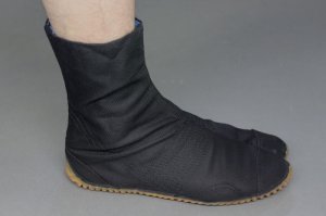 画像3: !【特価スポーツ祭り足袋「黒」今や浅草でも主流の地下足袋 (3)