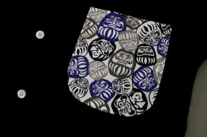 画像3: 【青だるま】再販決定！ユニホームに最適！黒無地鯉口シャツ 黒地に縁起の青だるま　男女兼用 (3)