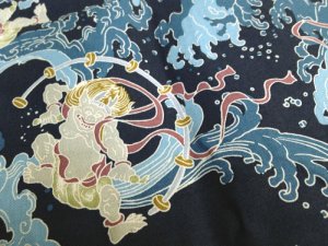 画像3: 鯉口シャツ【風神雷神】祭りもユニフォームにも 伝統の柄なのでどんなハッピ、祭りにも似合います (3)